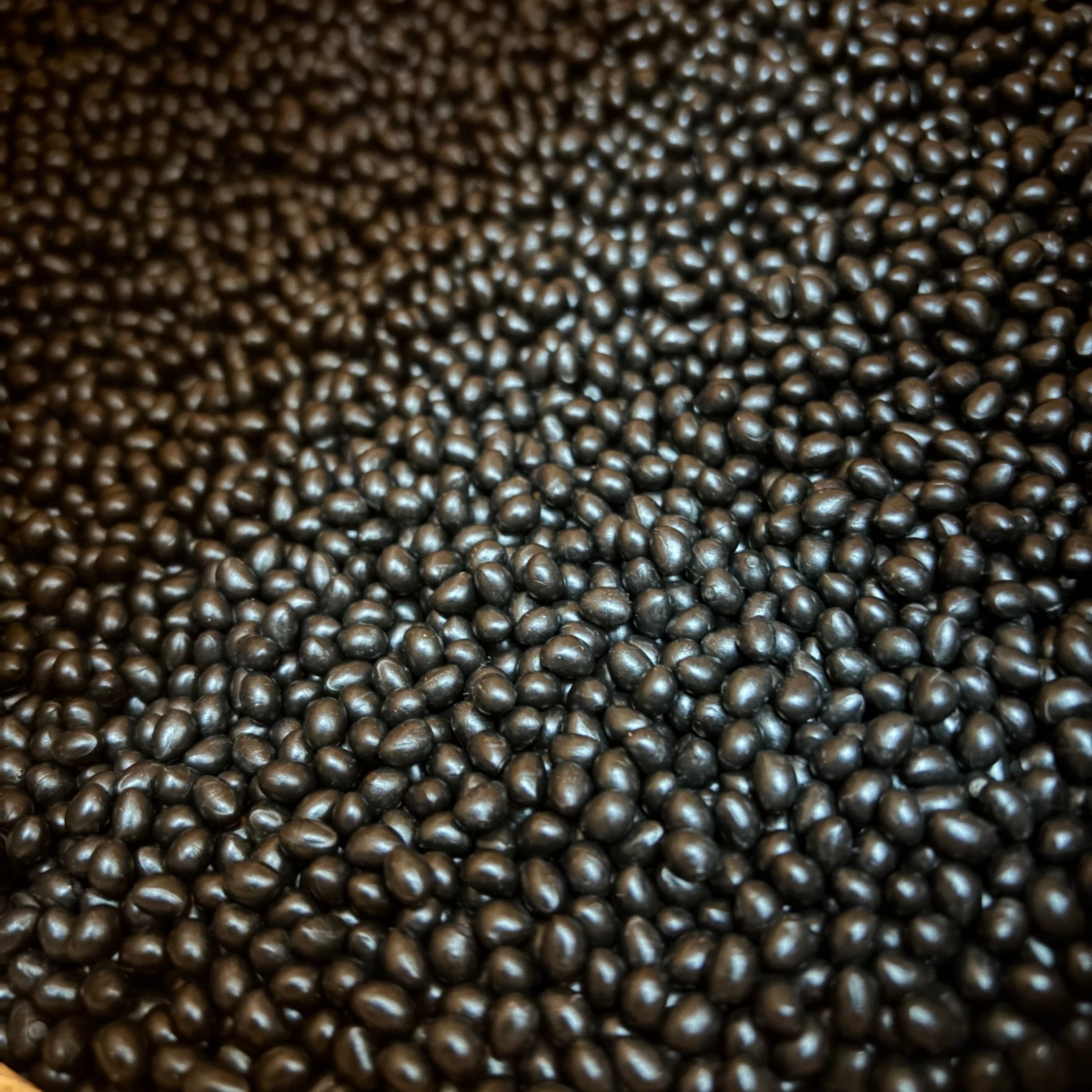 Black Hot Melt Glue Granules – 1kg (Handle Adhesive)